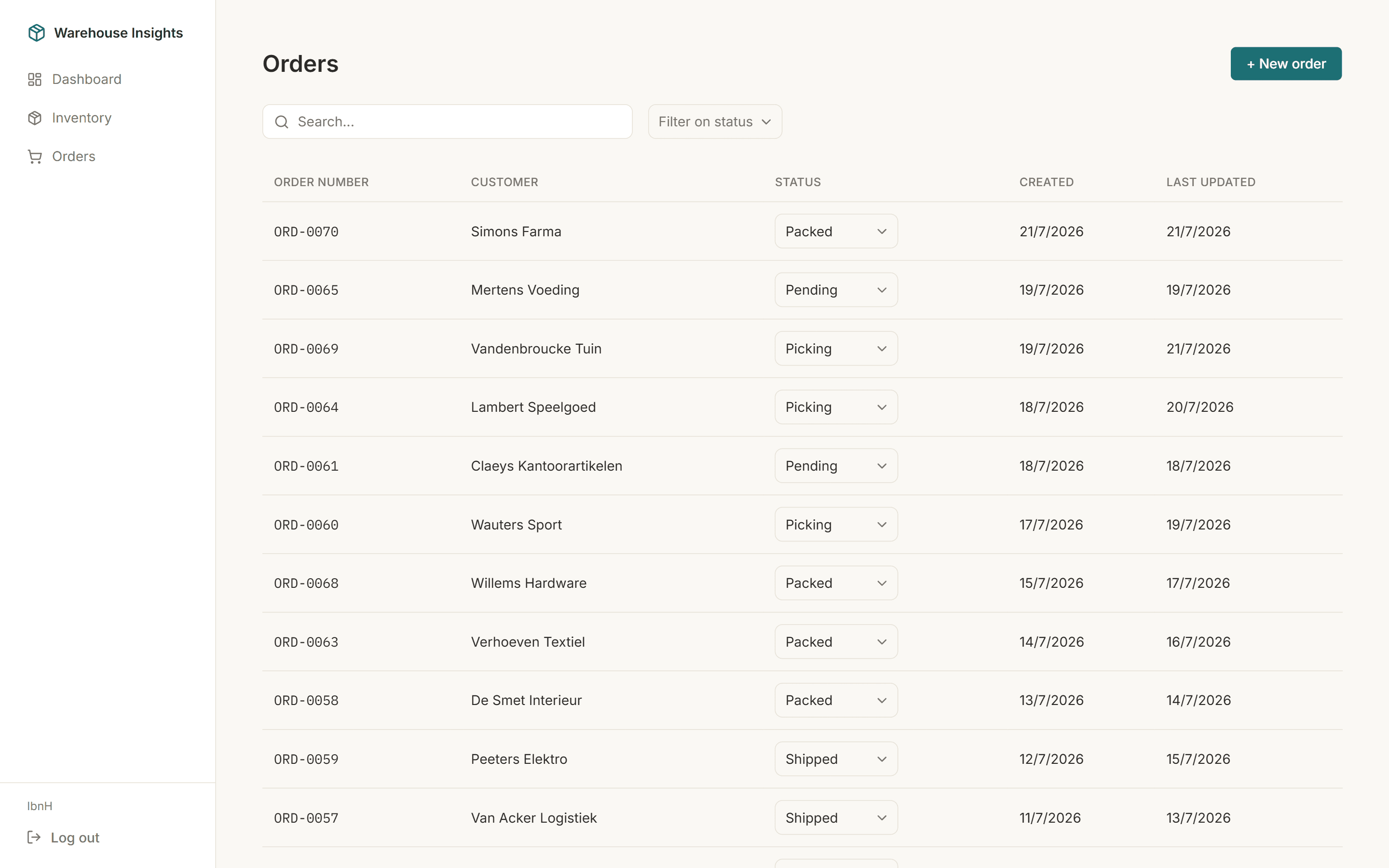 Orderoverzicht met zoekveld, statusfilter en een aanpasbare status per order